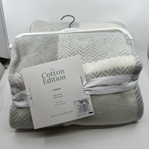The Cotton Edition White and Grey Mini-Chevron and Plaid Throw - Picture 1 of 9
